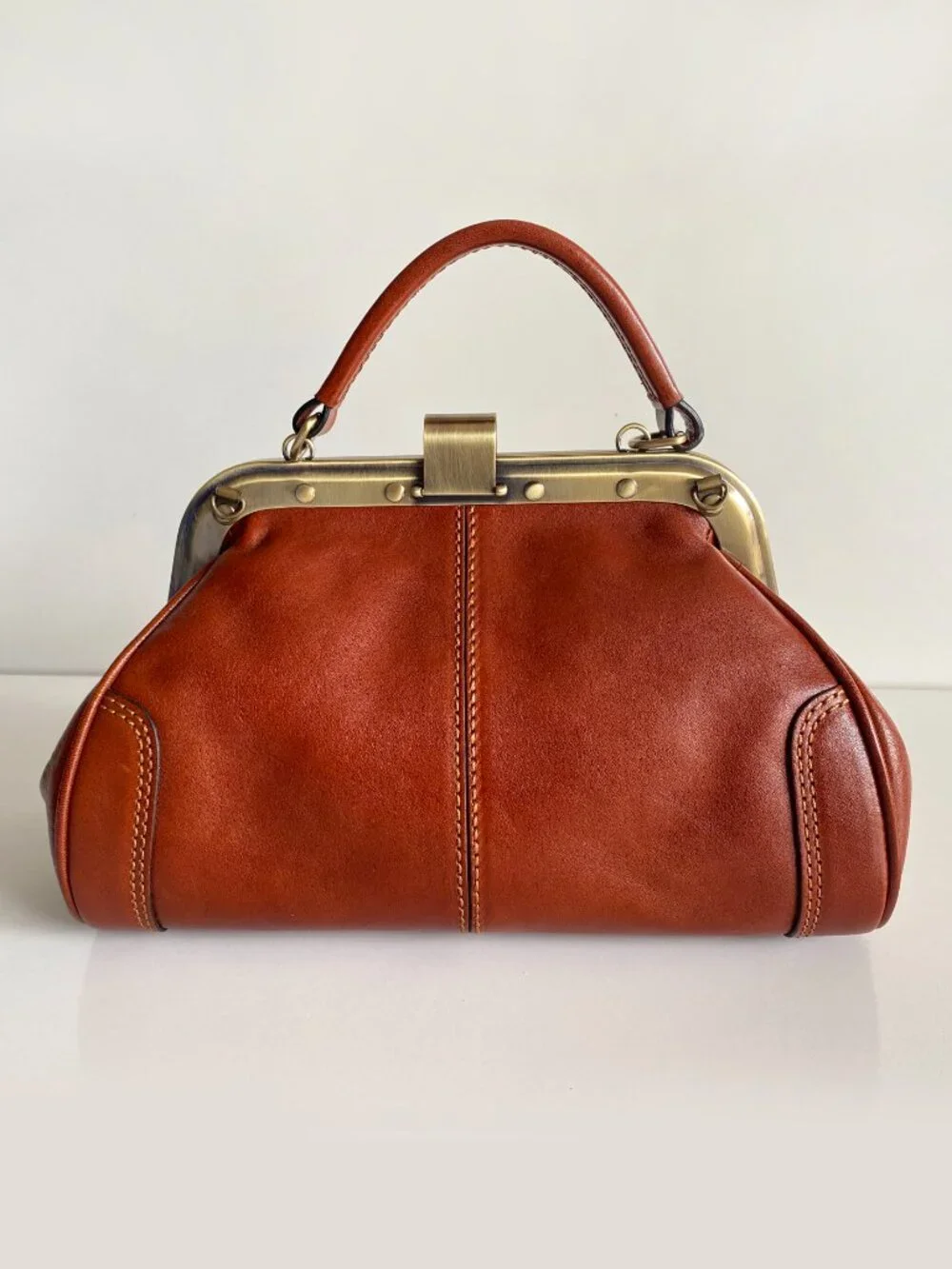 Gianni Conti Italian Leather Doctor Bag Satchel Crossbody Brown